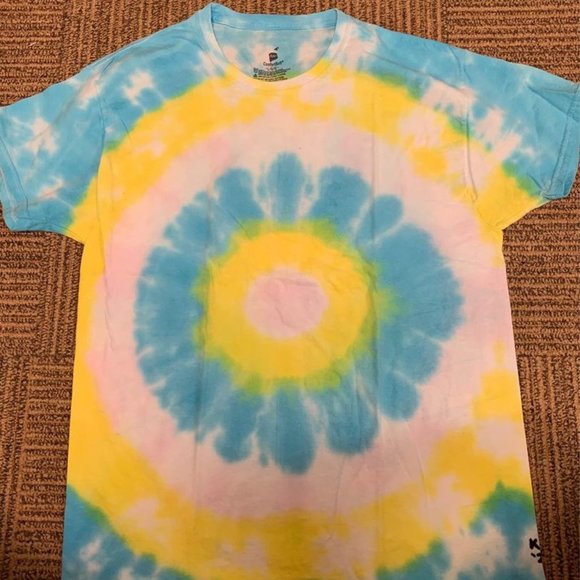 Large Tie Dye T-Shirt - Picture 1 of 1